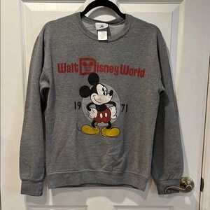DISNEY Walt Disney World Crew Neck Sweatshirt in Gray
